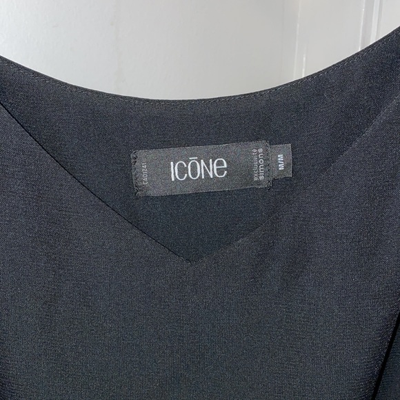 *NWOT* Simons fluid thin strap black cami - Picture 4 of 5